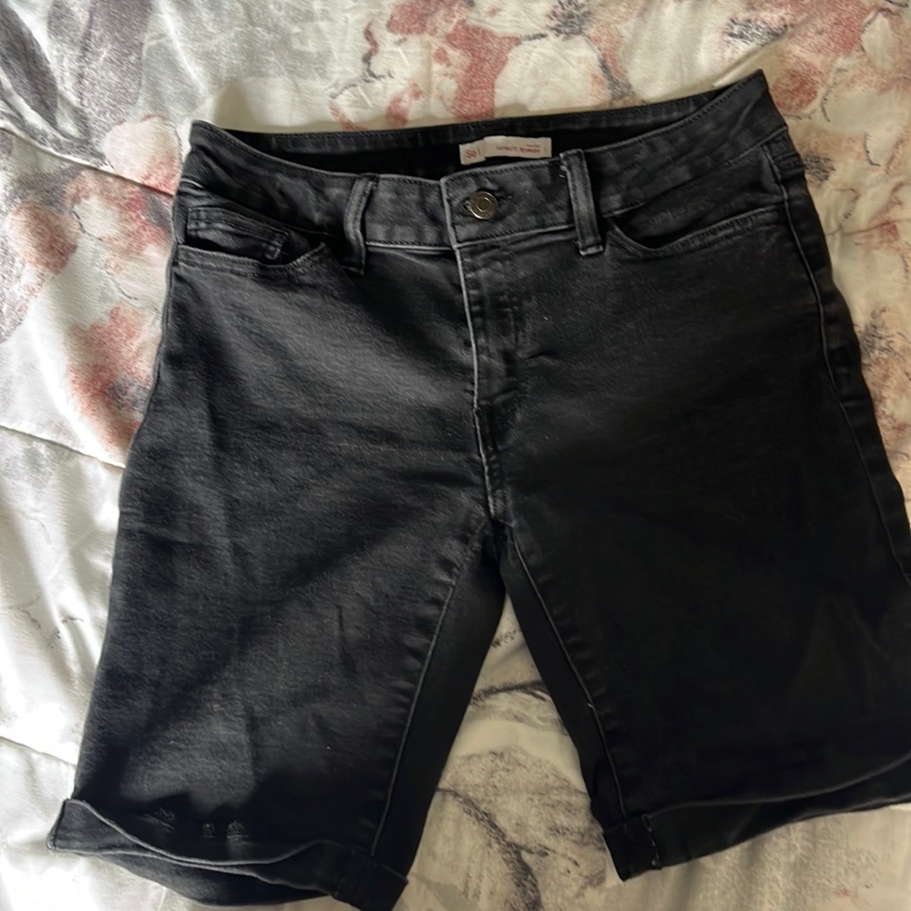 SO Favorite Bermuda Shorts